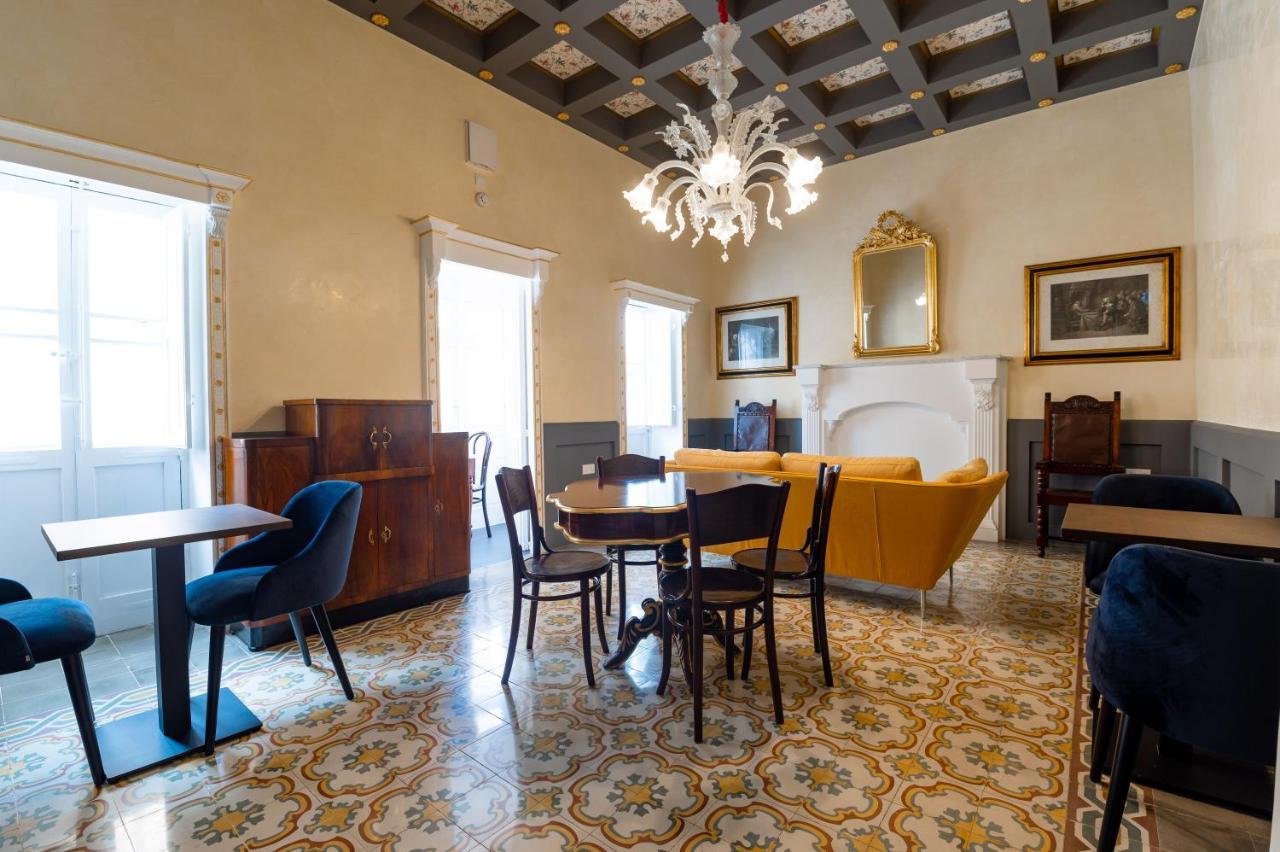 Hotel Monreal Boutique Townhouse - R024Rm6 Paola Exterior foto